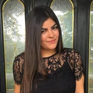 Meet your Posher, Cami